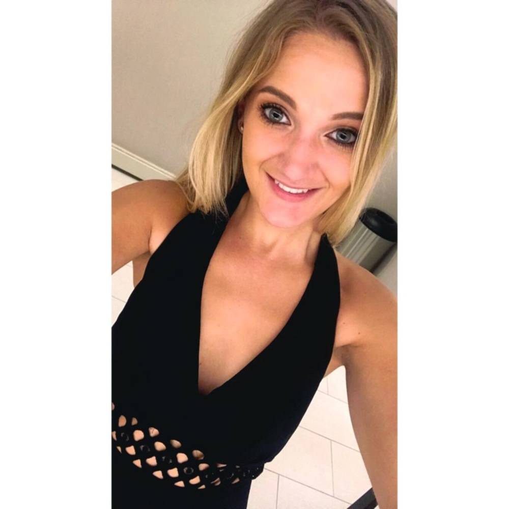 Meet your Posher, Alyssa